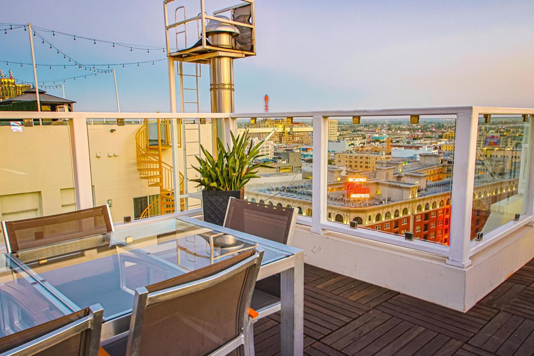 Stunning 1 Bdr 1 Bth, Pool, Jacuzzi Leilighet Los Angeles Eksteriør bilde