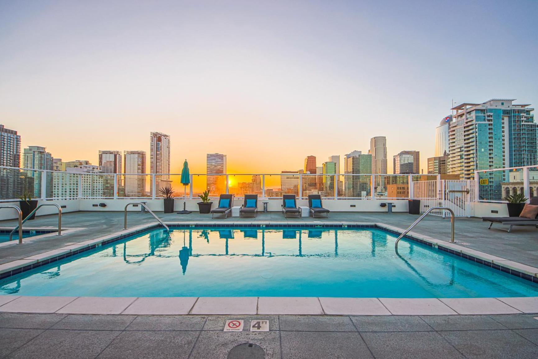 Stunning 1 Bdr 1 Bth, Pool, Jacuzzi Leilighet Los Angeles Eksteriør bilde