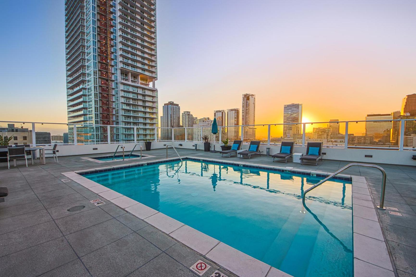 Stunning 1 Bdr 1 Bth, Pool, Jacuzzi Leilighet Los Angeles Eksteriør bilde