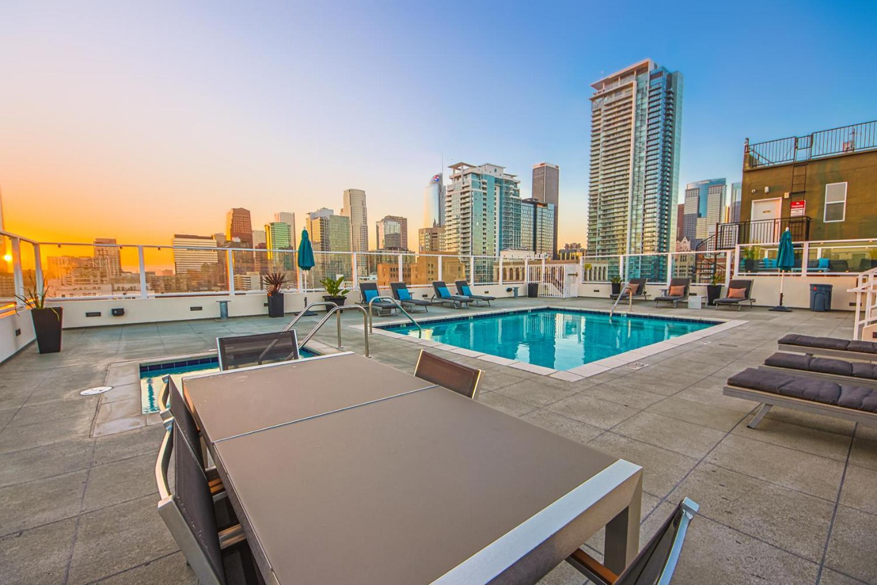 Stunning 1 Bdr 1 Bth, Pool, Jacuzzi Leilighet Los Angeles Eksteriør bilde